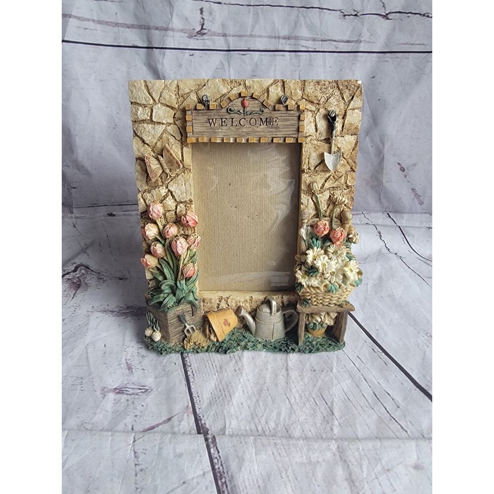 3D Gardener Design On Distressed-Stone Resin Tabletop Frame Fits 3x4.5"